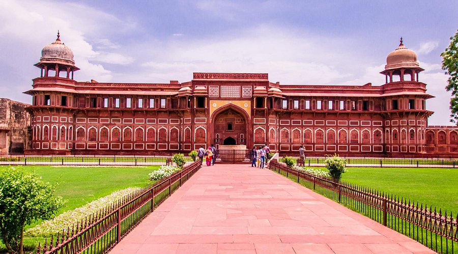 Agra Fort & Mehtab Bagh Heritage Walk