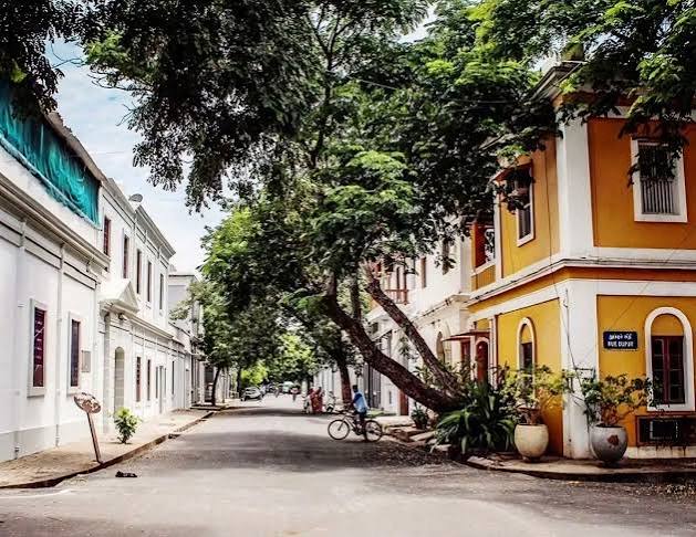First Solo Trip to Pondicherry: French Quarter, Cafes and Beaches